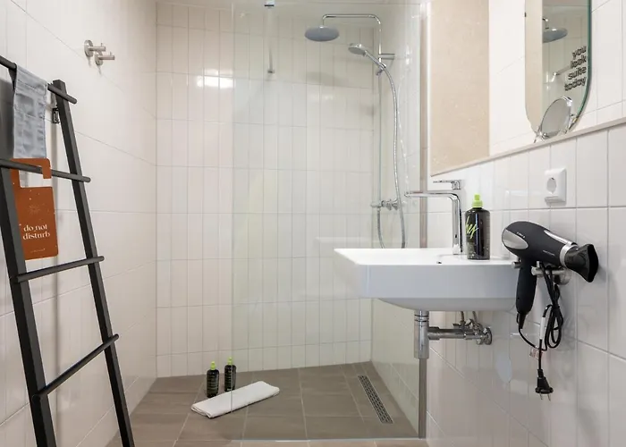 Limehome Gashouder 4* Eindhoven