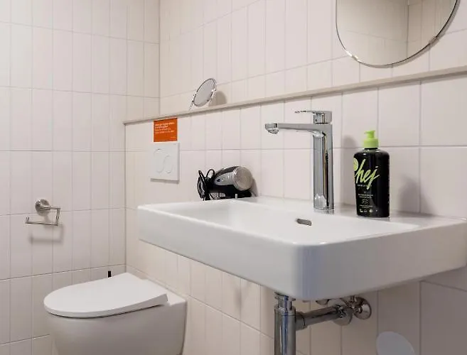 Limehome Gashouder 4* Eindhoven